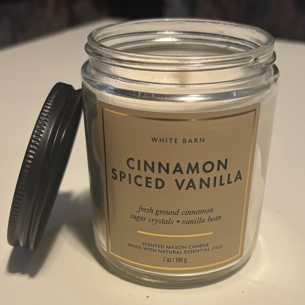 Bath and Body Works Single Wick Candle: Cinnamon Spiced Vanilla
